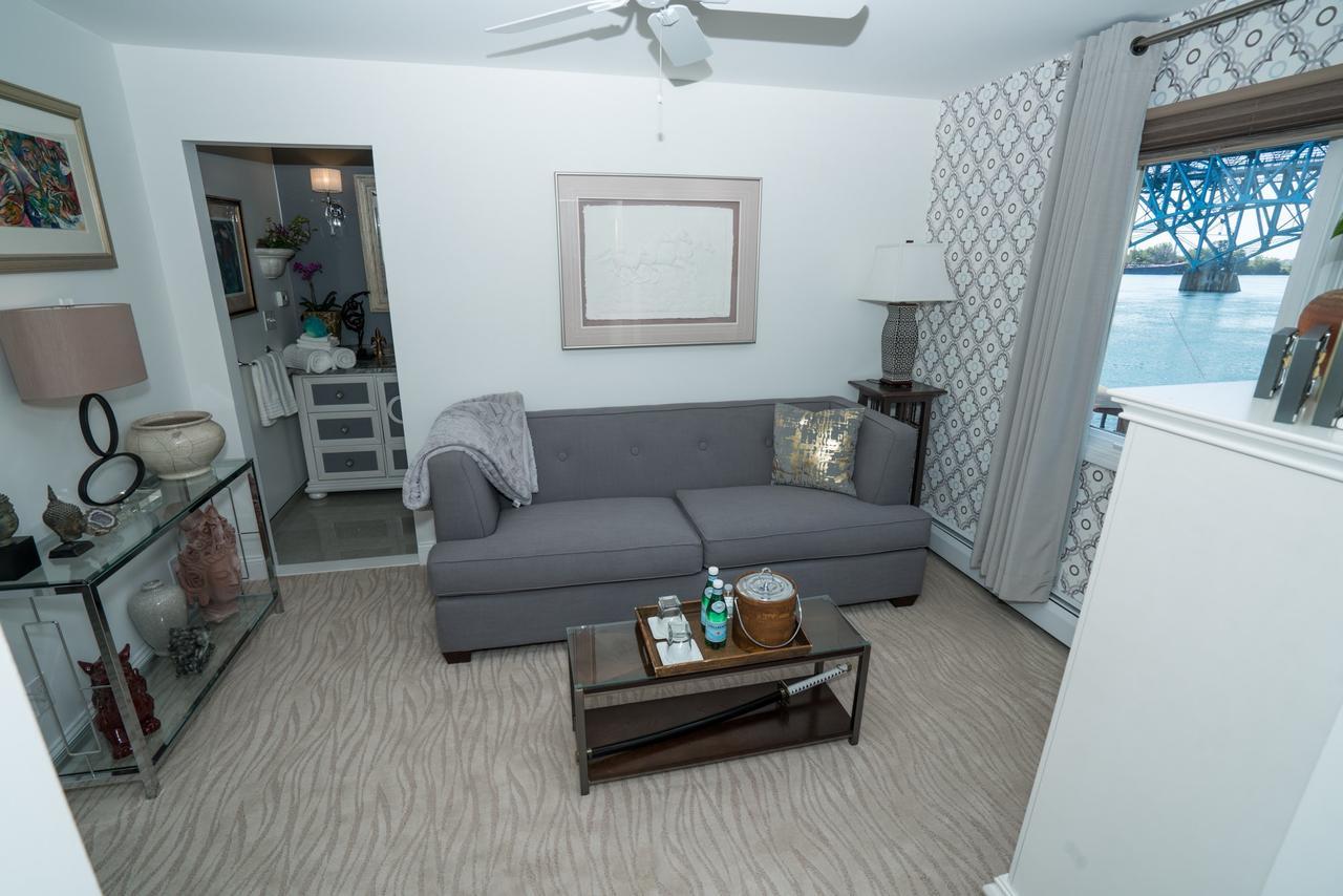 South Bridge Bed And Breakfast Grand Island Extérieur photo